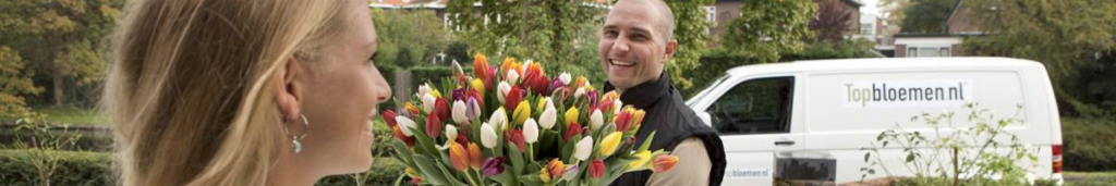 Salesdashboard met inzicht in omzet, bestellingen, klantsegmenten, producten, kortingen en marge.